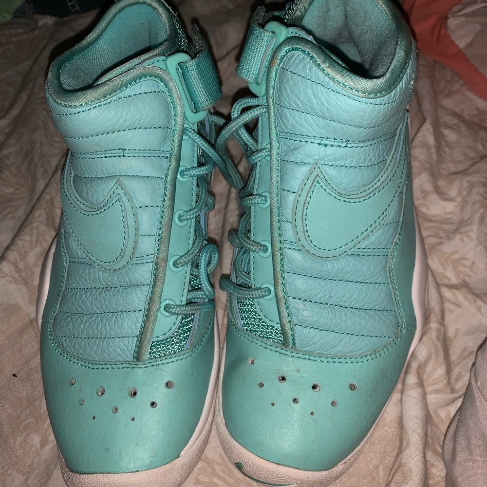 Blue Nike airs